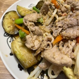 ナスと豚肉のスタミナ味噌焼き、白いご飯でモリモリ